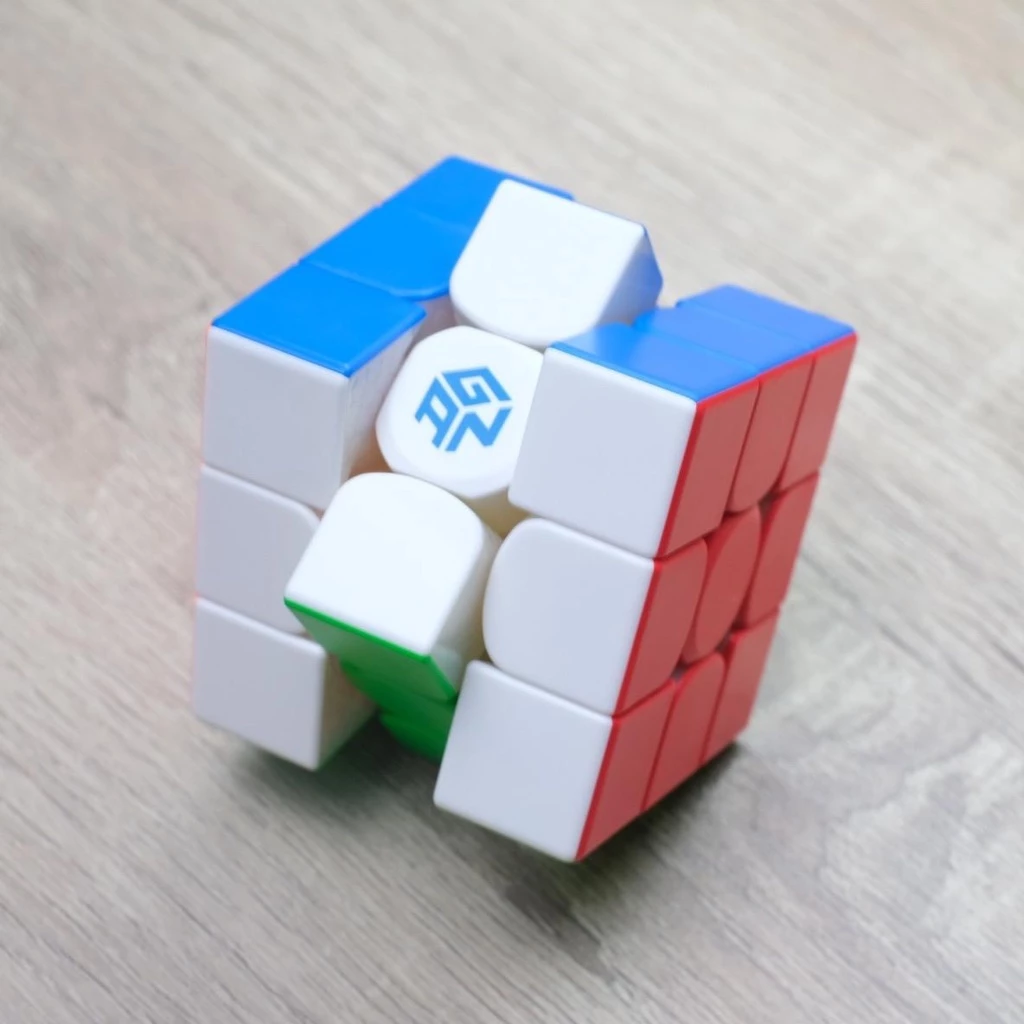 UBIK 3x3 GAN 11 AIR STIKERLESS ( Non Magnet )